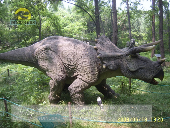 jurassic park triceratops animatronic