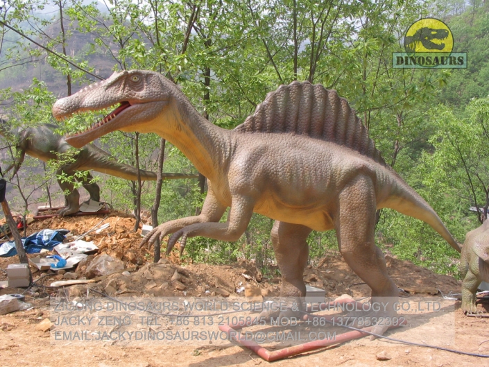 spinosaurus animatronic