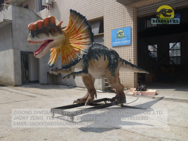 Animatronic Dilophosaurus